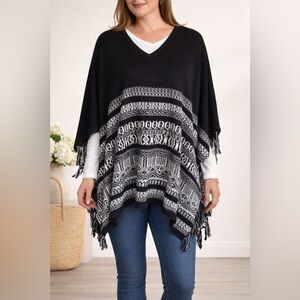 Chicos poncho sweater Chicos size small-medium Navy